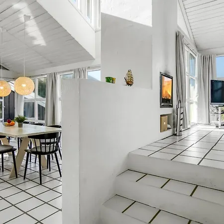 Heralde - 60m From The Sea By Interhome